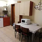 Pod Jednym Dachem