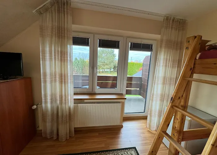 Gospodarstwo agroturystyczne Pod Jednym Dachem *